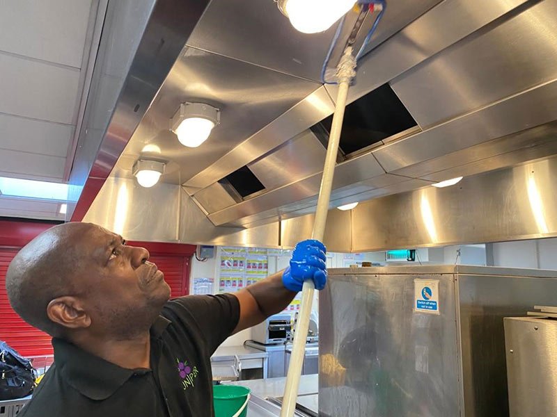 Kitchen Deep Cleaning